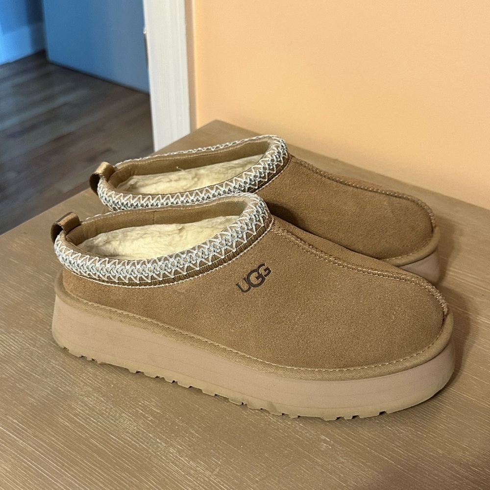 UGG Women's Tan Tazz Slip-On Shoes